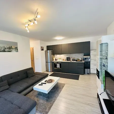 Balchill Medences Apartman Siofok