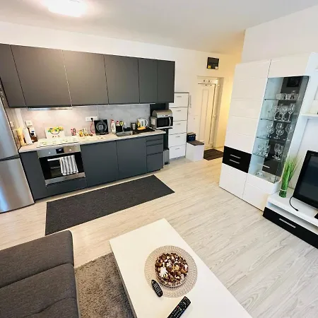Apartment Balchill Medences Apartman Siofok