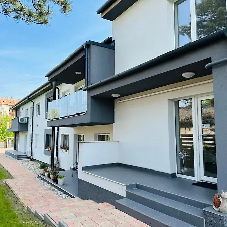 Apartment Balchill Medences Apartman *